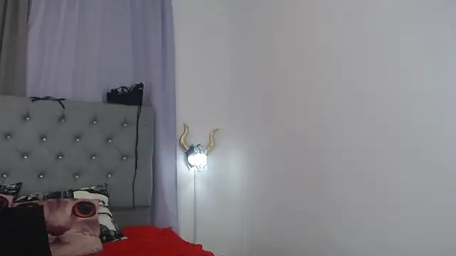 KarolLewys online show from 12-17-25, 02:12