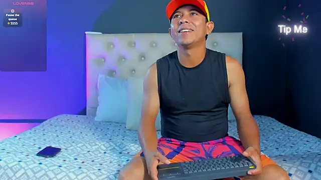 charlotte dante212 online show from 09-08-25, 07:46