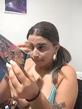 Snapshot of Lyra-Richter chatting on 10-06-25, 10:51 Lyra-Richter online show from 10-06-25, 10:51