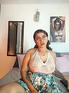 Snapshot of Lyra-Richter chatting on 10-14-25, 05:14 Lyra-Richter online show from 10-14-25, 05:14