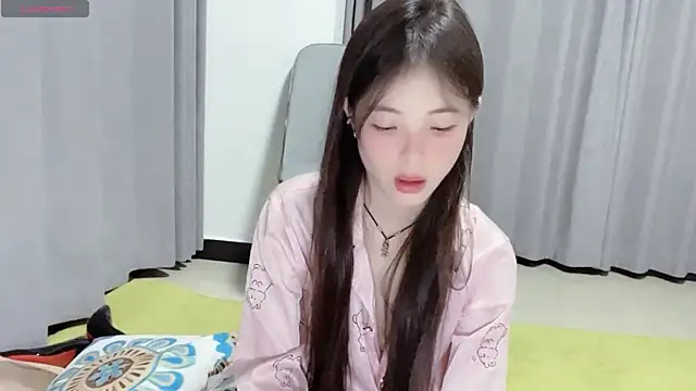 nuonuo321 online show from 11-05-25, 10:37