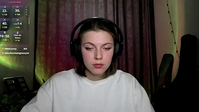 CutieAnny online show from 02-17-26, 09:32