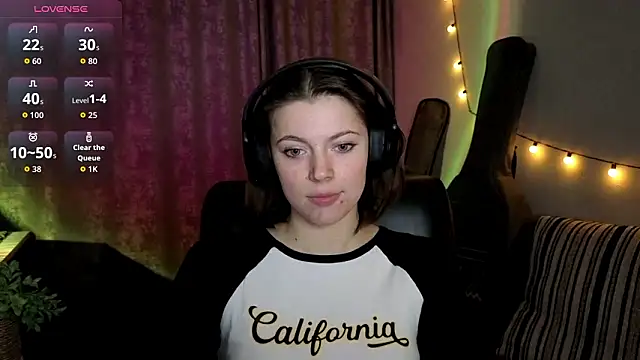 CutieAnny online show from 02-26-26, 08:08