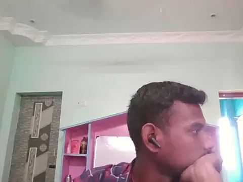 Snapshot of Tamilgud23 chatting on 10-22-25, 05:08 Tamilgud23 online show from 10-22-25, 05:08