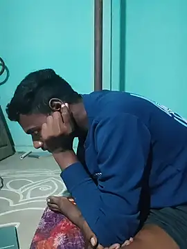 Snapshot of Tamilgud23 chatting on 11-29-25, 03:59 Tamilgud23 online show from 11-29-25, 03:59