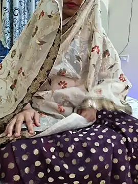 hot spicey online show from 04-23-26, 05:26