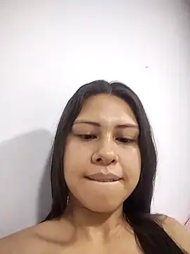 Snapshot of Layla_fontainex_x chatting on 09-23-25, 09:18 Layla fontainex x online show from 09-23-25, 09:18