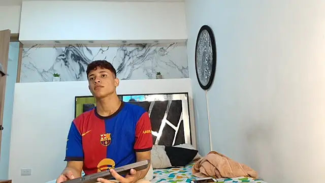 GRETTY BOYS online show from 09-10-25, 01:16