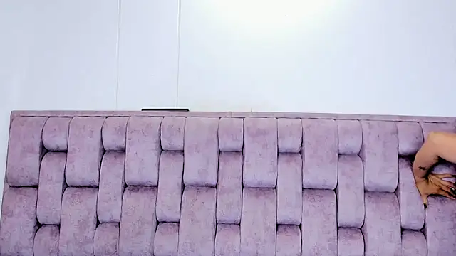 Alexa-Hunter online show from 03-21-26, 09:40