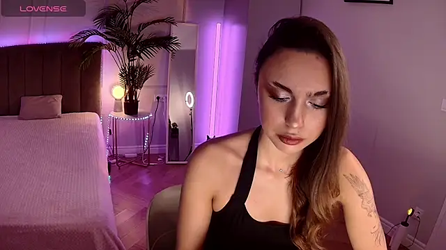 Snapshot of Leri_Star chatting on 09-17-25, 06:53 Leri Star online show from 09-17-25, 06:53