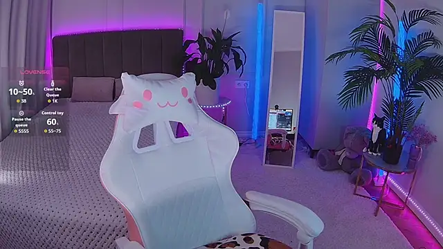 Snapshot of Leri_Star chatting on 11-14-25, 07:34 Leri Star online show from 11-14-25, 07:34