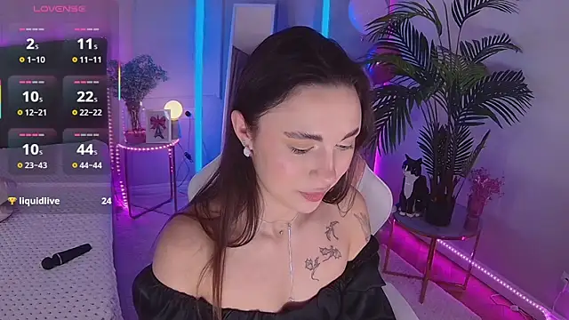 Snapshot of Leri_Star chatting on 12-13-25, 07:53 Leri Star online show from 12-13-25, 07:53