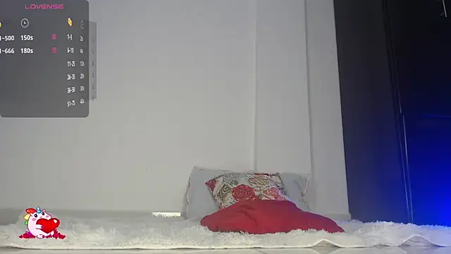 Snapshot of Aprill18_ chatting on 12-01-25, 01:27 Aprill18 online show from 12-01-25, 01:27