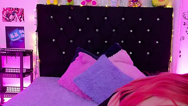 lizz bela1 online show from 10-17-25, 10:45