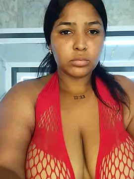 JuliethaVillalobos online show from 09-26-25, 11:09