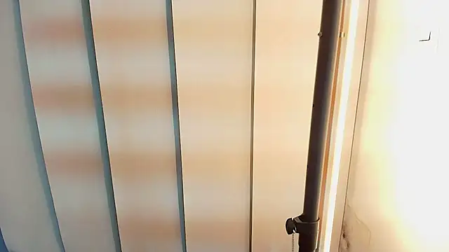 Snapshot of alaska__williams__ chatting on 11-28-25, 10:45 alaska williams online show from 11-28-25, 10:45