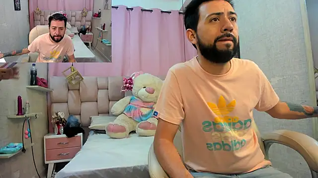 Snapshot of Samy_And_Aron chatting on 09-22-25, 01:18 Samy And Aron online show from 09-22-25, 01:18