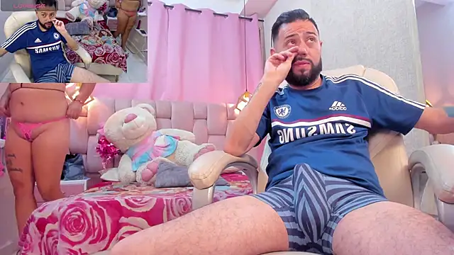 Snapshot of Samy_And_Aron chatting on 09-25-25, 03:10 Samy And Aron online show from 09-25-25, 03:10