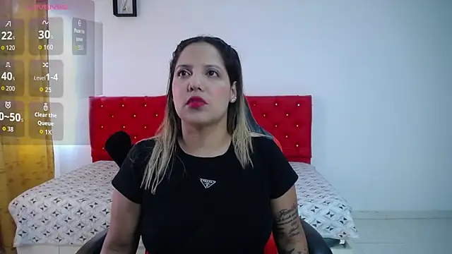 Snapshot of tiana_breeze chatting on 11-03-25, 06:53 tiana breeze online show from 11-03-25, 06:53