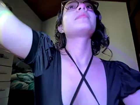 Snapshot of sukubo__ chatting on 12-05-25, 05:05 sukubo online show from 12-05-25, 05:05