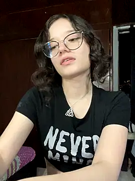 Snapshot of sukubo__ chatting on 12-16-25, 06:40 sukubo online show from 12-16-25, 06:40