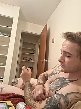 Snapshot of Mr_nightfall chatting on 10-20-25, 04:46 Mr nightfall online show from 10-20-25, 04:46