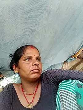 Snapshot of Sapna_cutt chatting on 09-14-25, 07:18 Sapna cutt online show from 09-14-25, 07:18