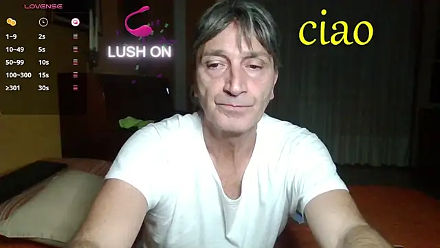 Snapshot of lattediyak chatting on 10-26-25, 01:11 lattediyak online show from 10-26-25, 01:11