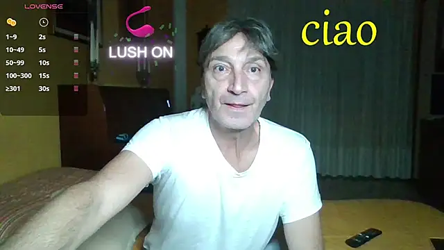 Snapshot of lattediyak chatting on 11-19-25, 12:43 lattediyak online show from 11-19-25, 12:43