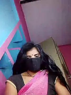 Snapshot of Rashili_jaan chatting on 10-18-25, 07:14 Rashili jaan online show from 10-18-25, 07:14