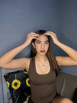 Snapshot of Shy_SexyLady chatting on 03-21-26, 11:15 Shy SexyLady online show from 03-21-26, 11:15