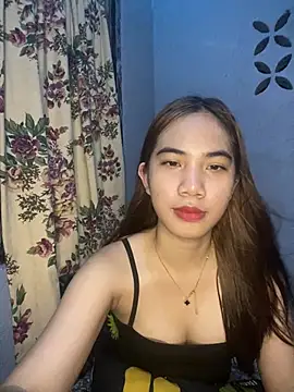 Snapshot of Shy_SexyLady chatting on 04-04-26, 11:51 Shy SexyLady online show from 04-04-26, 11:51