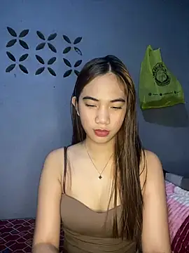 Snapshot of Shy_SexyLady chatting on 04-11-26, 12:53 Shy SexyLady online show from 04-11-26, 12:53