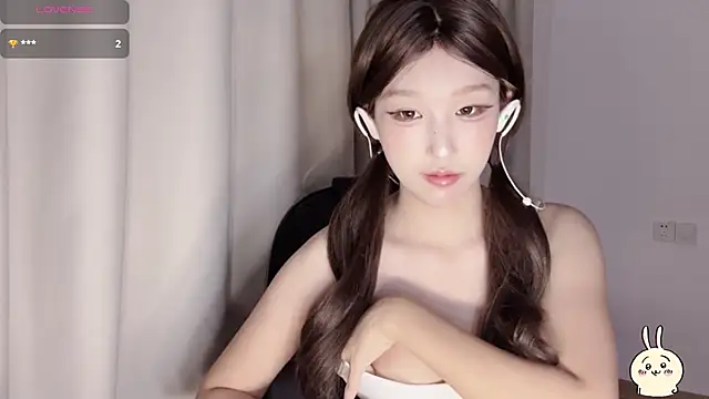 Winnie666- online show from 09-23-25, 04:32