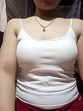 Snapshot of LucyyLy chatting on 05-05-26, 11:51 LucyyLy online show from 05-05-26, 11:51