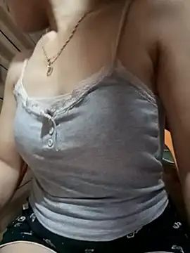 Snapshot of LucyyLy chatting on 06-14-26, 02:24 LucyyLy online show from 06-14-26, 02:24