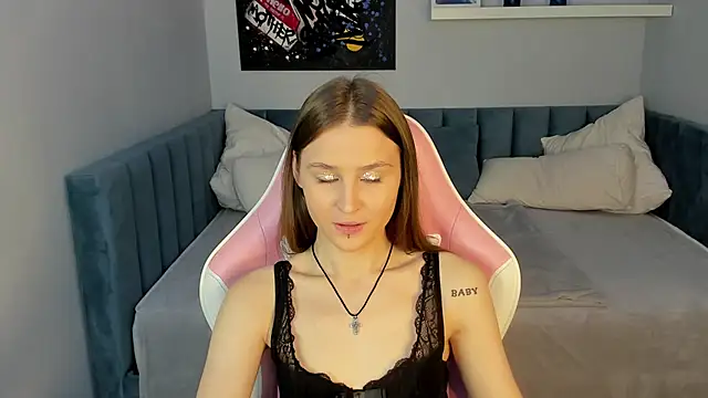 Snapshot of sasha__meow chatting on 11-10-25, 08:02 sasha meow online show from 11-10-25, 08:02