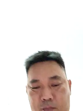 NguyenTrungHieu81 online show from 05-17-26, 06:55