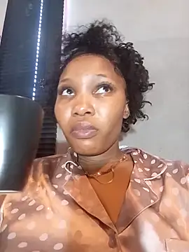 Snapshot of freakynyashXxXx chatting on 10-21-25, 08:37 freakynyashXxXx online show from 10-21-25, 08:37