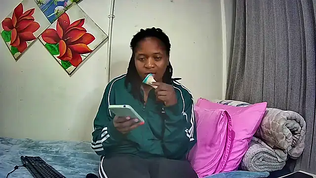 Snapshot of Sphebarbiex1 chatting on 10-01-25, 07:53 Sphebarbiex1 online show from 10-01-25, 07:53