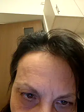 Snapshot of jessyca_ chatting on 10-06-25, 08:28 jessyca  online show from 10-06-25, 08:28