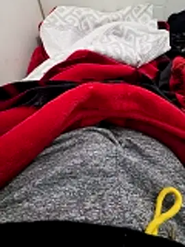 Yazaza1999 online show from 12-18-25, 09:54