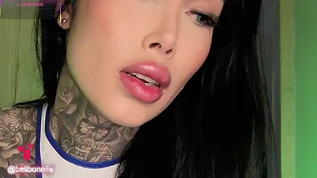 belllbonniie online show from 10-12-25, 04:33