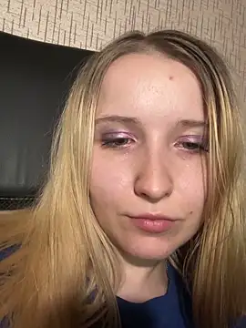 Snapshot of Milana_Key chatting on 09-14-25, 12:32 Milana Key online show from 09-14-25, 12:32