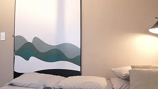 Tayler Kim online show from 02-08-26, 06:44