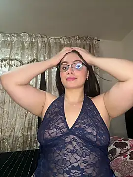 Tayler Kim online show from 04-24-26, 07:49