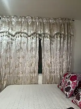 Tayler Kim online show from 04-28-26, 07:30