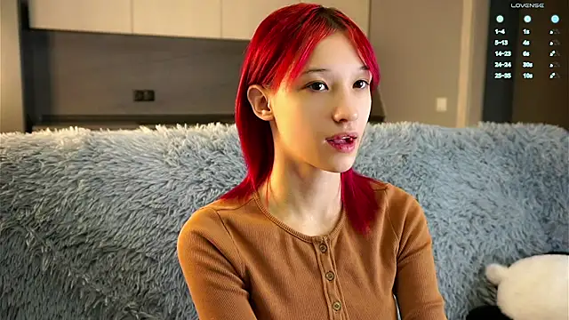 Snapshot of Likalense chatting on 10-05-25, 01:09 Likalense online show from 10-05-25, 01:09