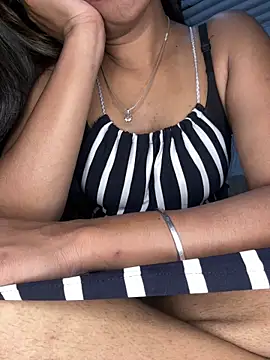 Snapshot of kiara78791 chatting on 12-15-25, 08:46 kiara78791 online show from 12-15-25, 08:46