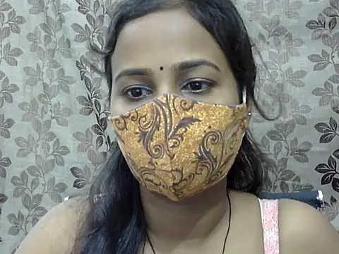 Snapshot of Hott_Noor chatting on 09-19-25, 02:29 Hott Noor online show from 09-19-25, 02:29